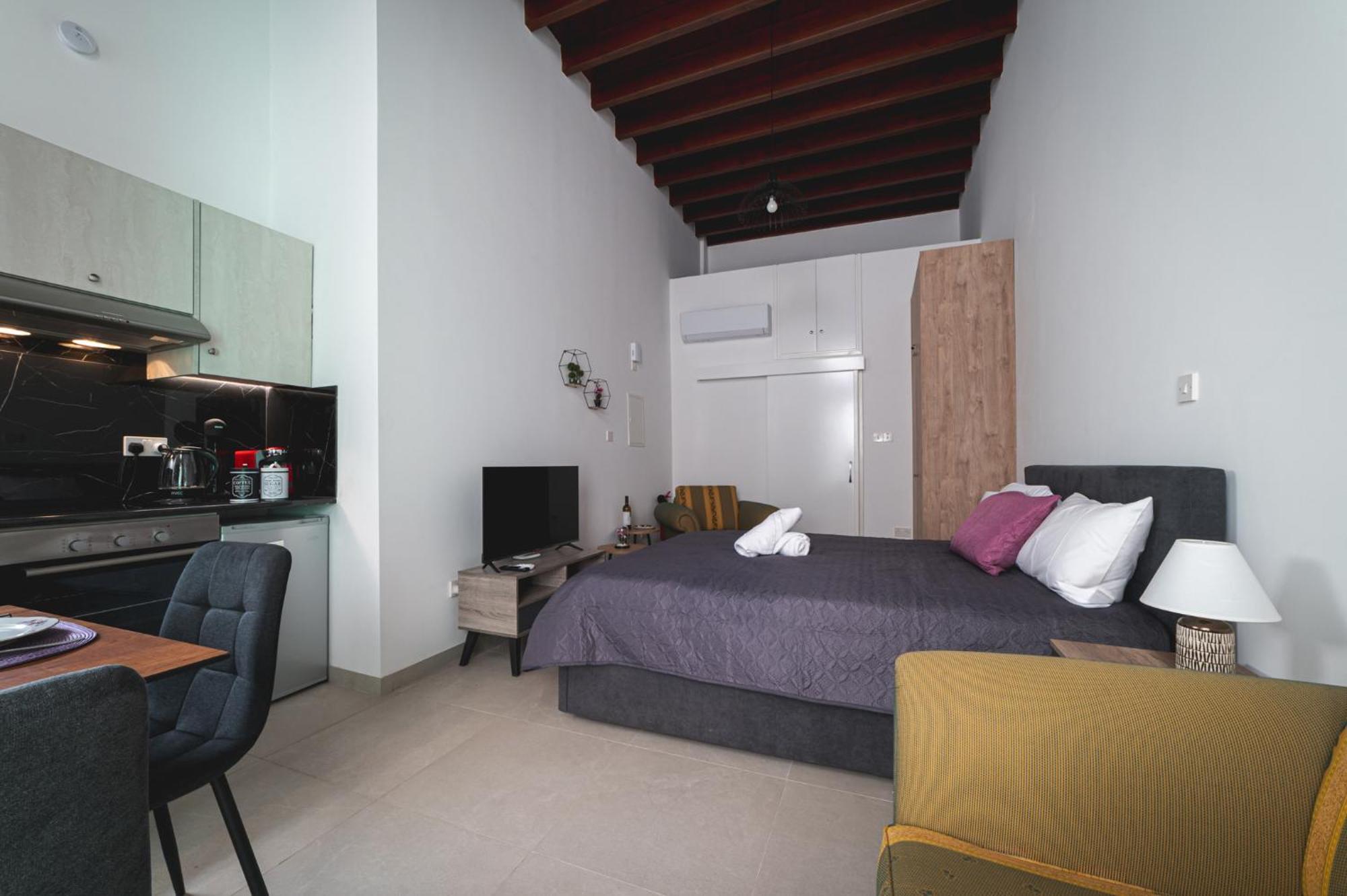 Elite Luxury Suites Omodos Exterior photo