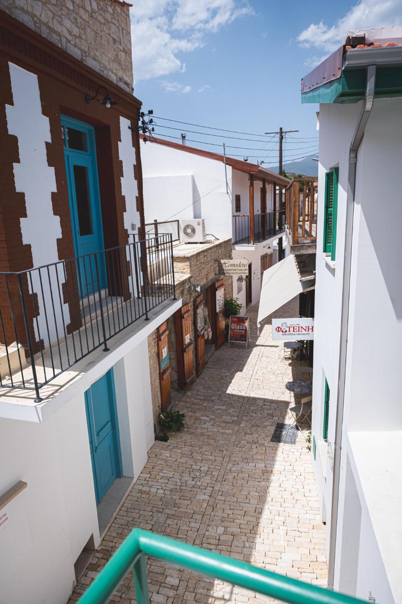 Elite Luxury Suites Omodos Exterior photo